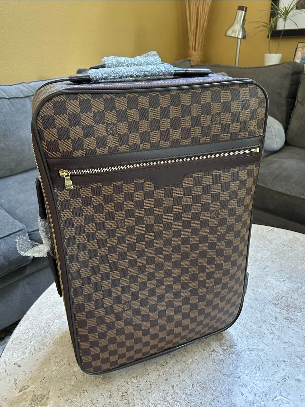 Louis Vuitton DE Rolling 50 Suitcase - Men Bags